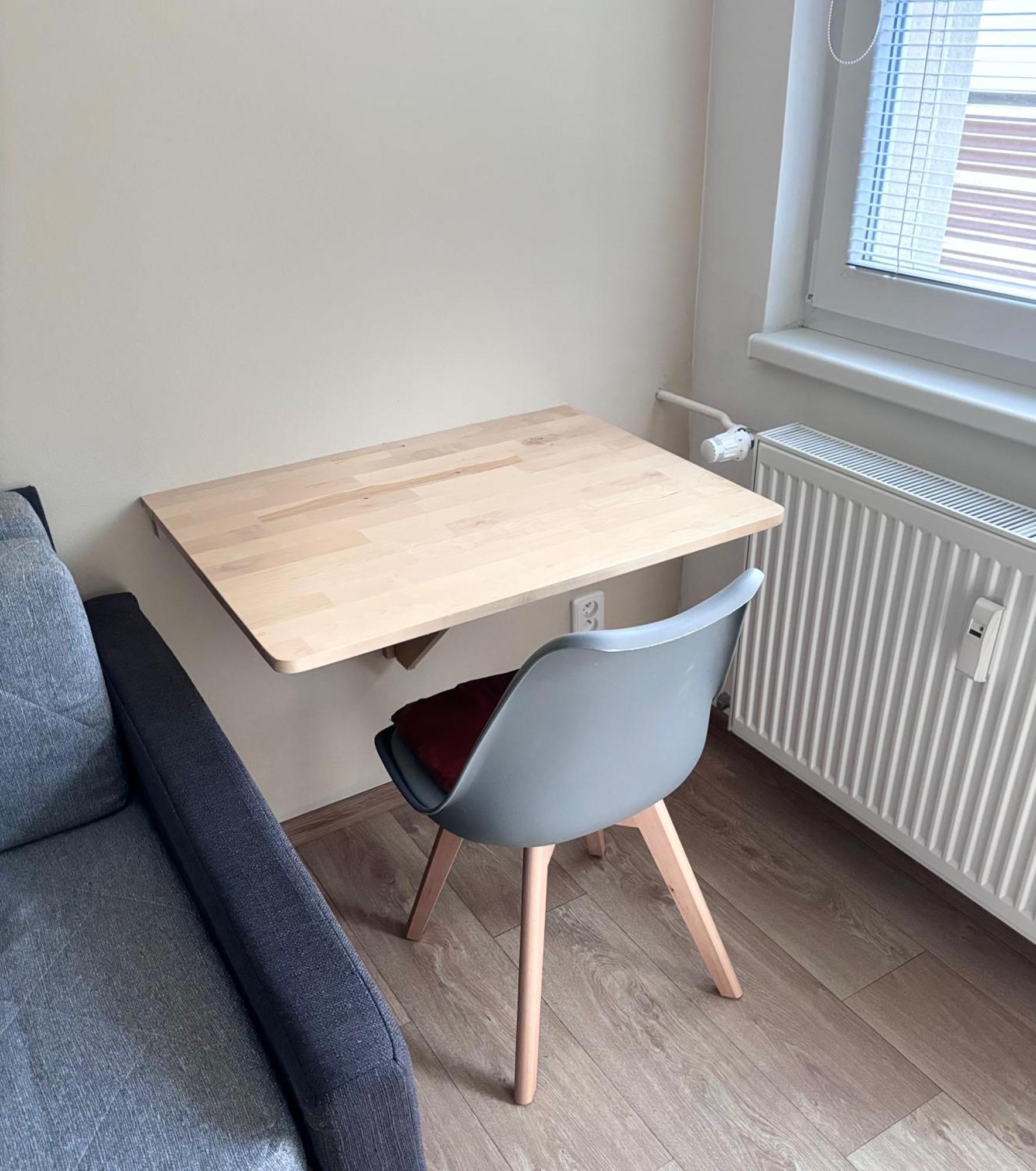 Apartman Na Kraji Lesa Všemina Εξωτερικό φωτογραφία